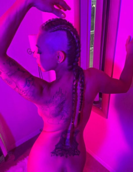 Nacktes geleaktes OnlyFans-Foto von Lorylace