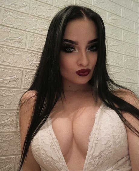 Nahá fotka uniklých OnlyFans od Lopatina