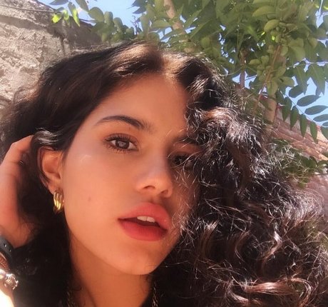 Обнаженная фотография утечки OnlyFans от Isabel Neru