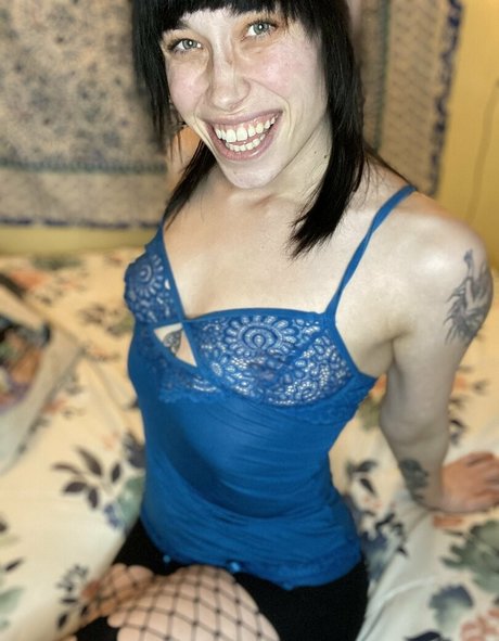 Foto desnuda filtrada de OnlyFans de Babybaphomet92