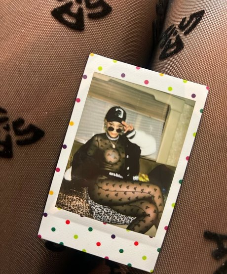 OnlyFans-model Pearl Thusi