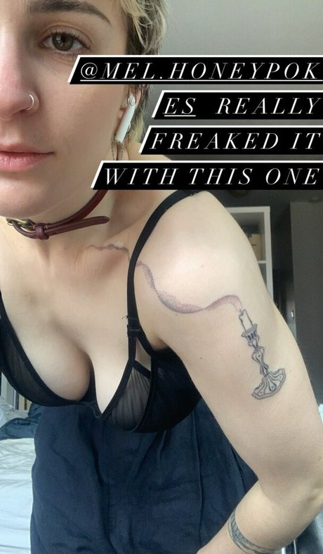 Naken lekkede OnlyFans-bilde av Sally Burtnick