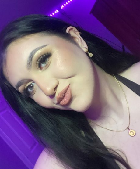 OnlyFans-model Asmr Cailin