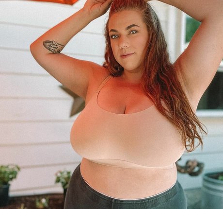 Alasti lekkinud OnlyFans-i pilt Ashleigh Dunn