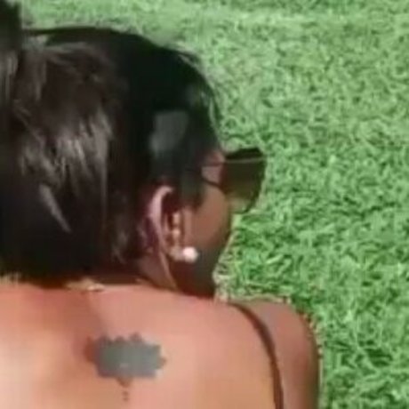 Naakte gelekte OnlyFans-foto van Antonrla Pereyra