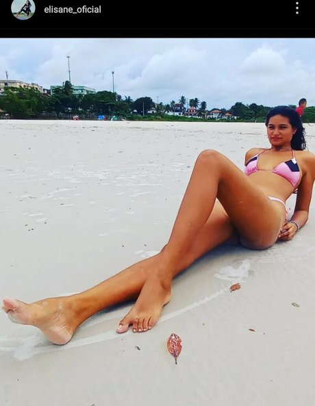 Naken lekkede OnlyFans-bilde av Elisaneoficial