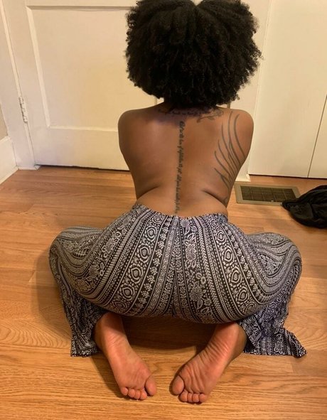 Nahá fotka uniklých OnlyFans od Ajaxandivy