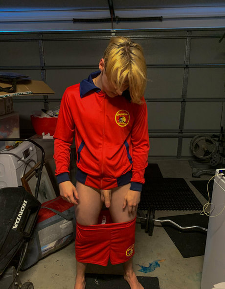 Naakte gelekte OnlyFans-foto van Bradcockpitt