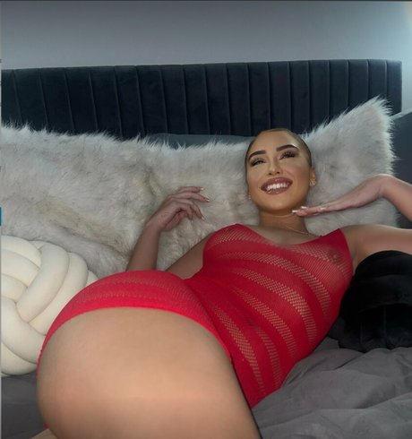 Naakte gelekte OnlyFans-foto van Emily Huff