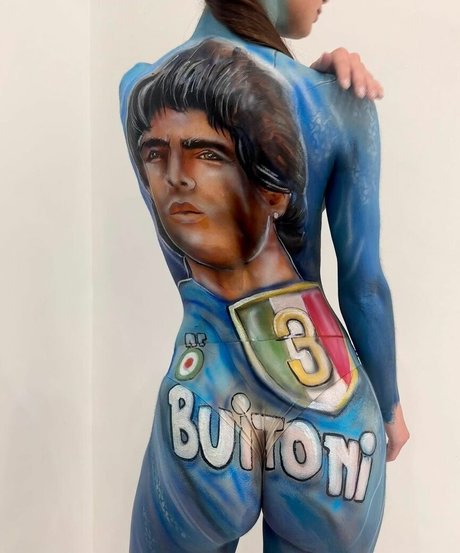 Nahá fotka uniklých OnlyFans od Carmen Caccavale