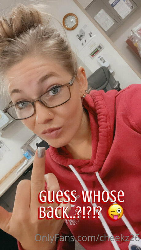 Foto desnuda filtrada de OnlyFans de Cheekz26