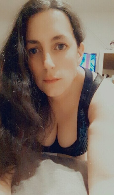 Nacktes geleaktes OnlyFans-Foto von Piella Bakewell