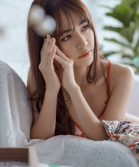 Naken lekkede OnlyFans-bilde av Tonnam Poottawan