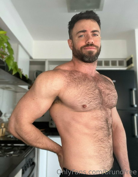 Foto di nudo di fuga di OnlyFans di Brunofree