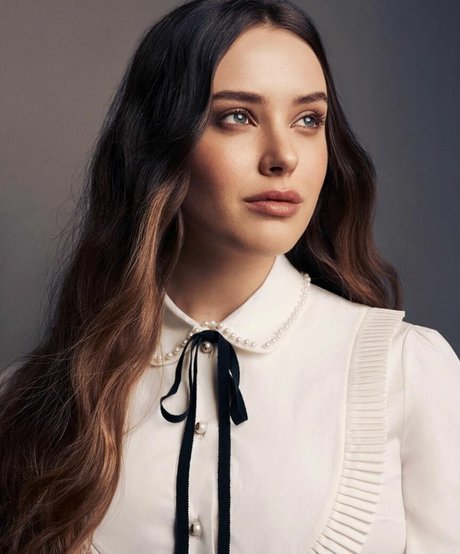 Alasti lekkinud OnlyFans-i pilt Katherine Langford