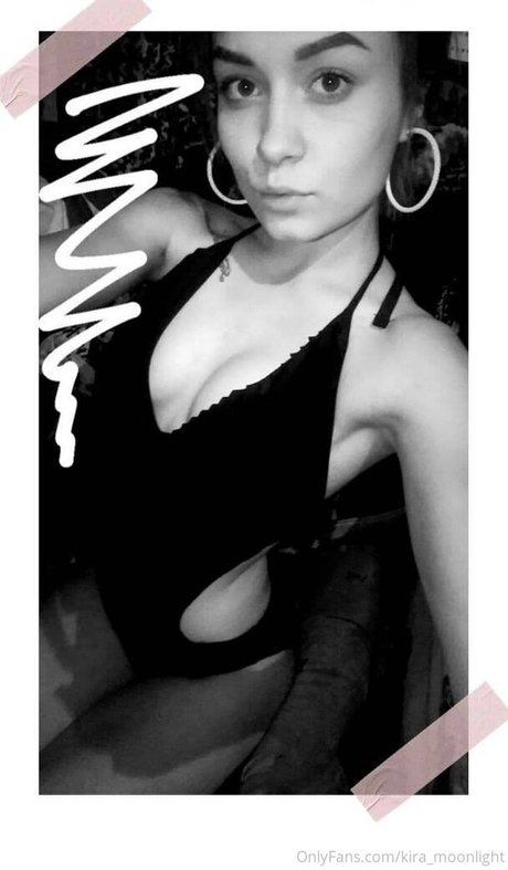 Nahá fotka uniklých OnlyFans od Kiramoonlight
