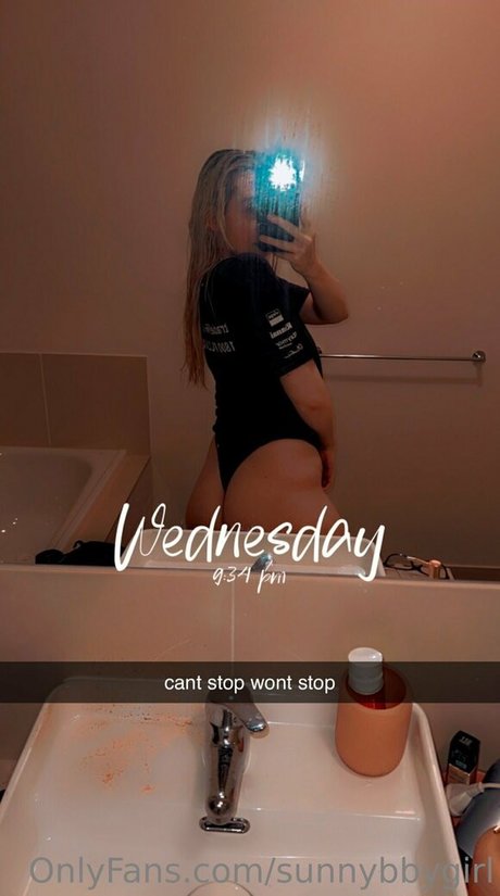 OnlyFans-model Sunnybbygirl