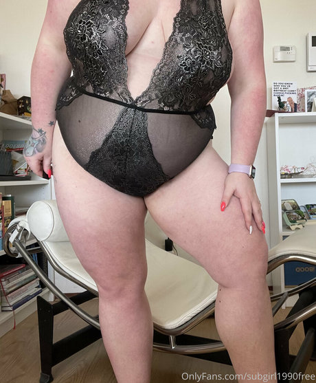 Subgirl1990free OnlyFansリークヌード写真