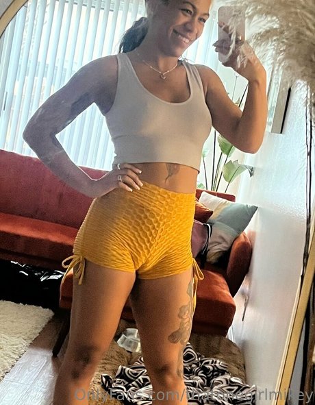 Thatonegirlmikey naked leaks OnlyFans pic