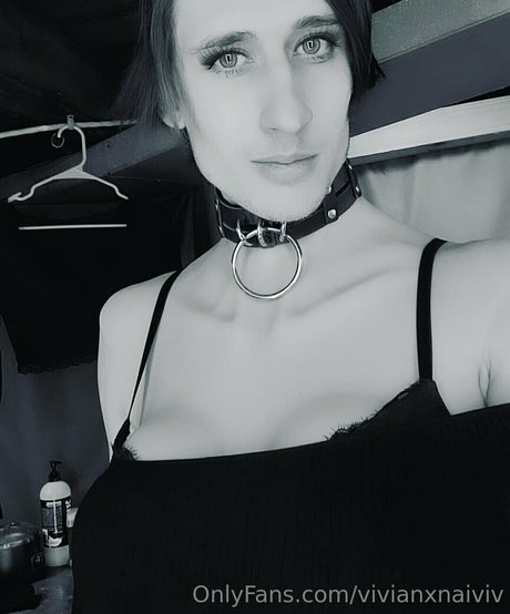 Naken lekkede OnlyFans-bilde av Vivianxnaiviv