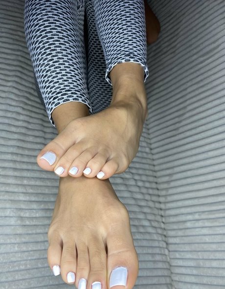 Froggeefeetfree OnlyFansリークヌード写真