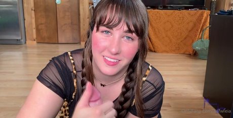 Nacktes geleaktes OnlyFans-Foto von Princess Leia