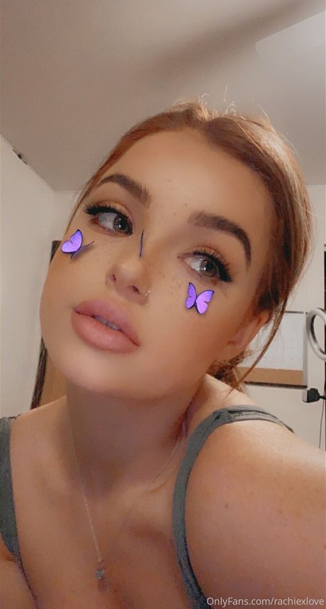 Naken läckt OnlyFans-bild av Rachie Love