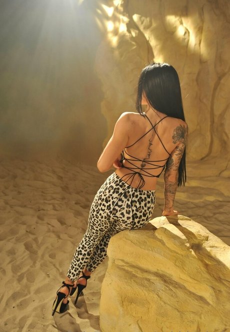 Naakte gelekte OnlyFans-foto van Sabbie Dark