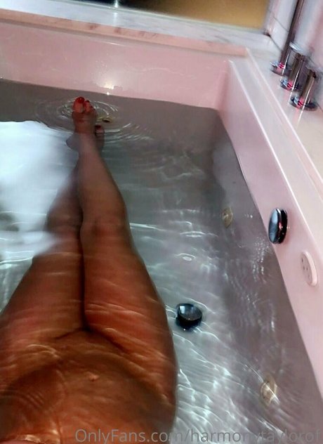 Harmony Taylor OnlyFans泄露裸照