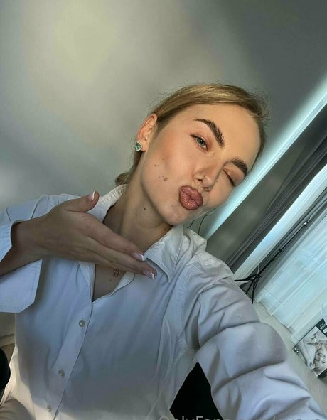 Обнаженная фотография утечки OnlyFans от Evae