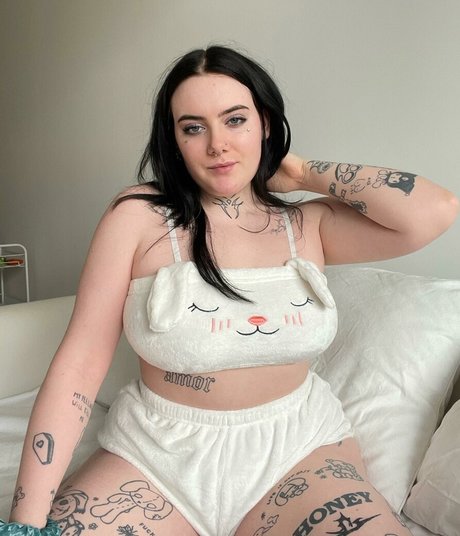 Naakte gelekte OnlyFans-foto van Thicktinker