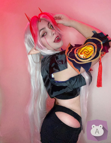 Naken lekkede OnlyFans-bilde av Akanecosplay