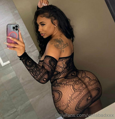 Nacktes geleaktes OnlyFans-Foto von Yellabadxxx