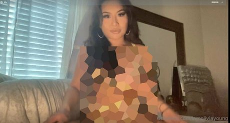 Alasti lekkinud OnlyFans-i pilt Iamoliviayoung