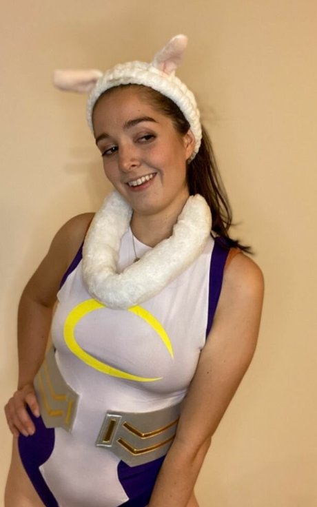 Alasti lekkinud OnlyFans-i pilt Morallygreyismyfavcolor