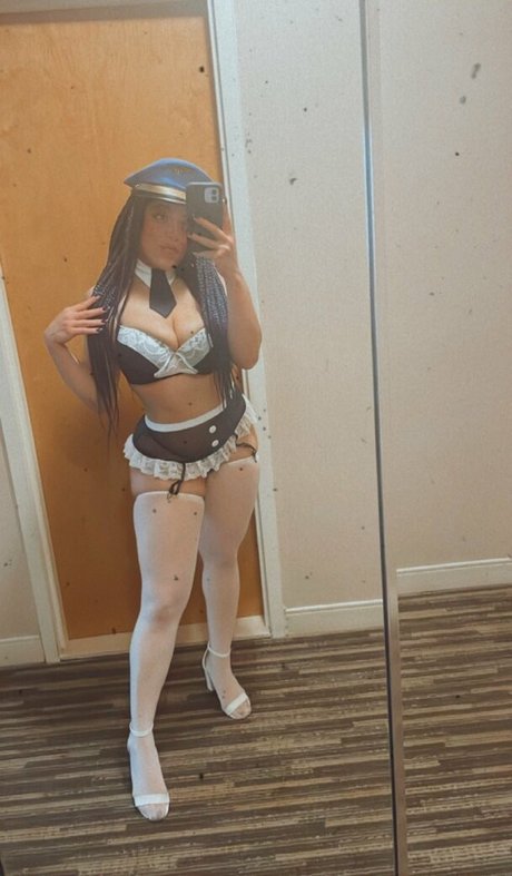 Naken lekkede OnlyFans-bilde av Mo Spice