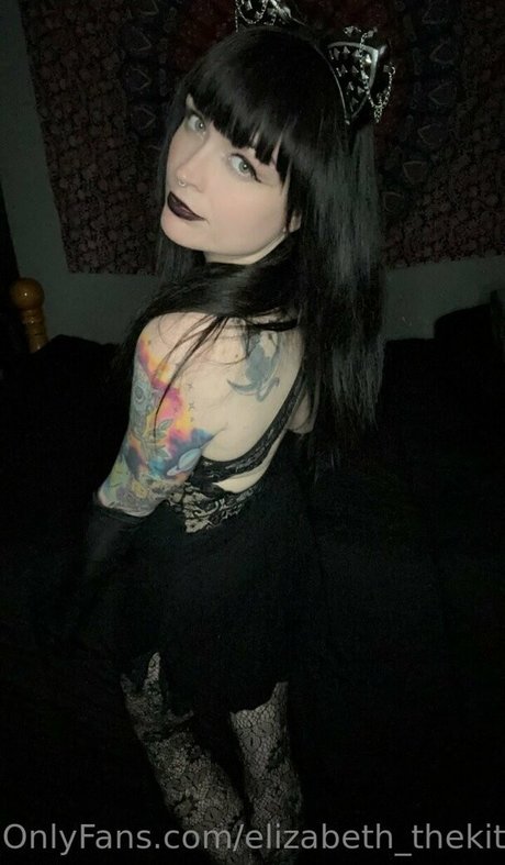 Naken läckt OnlyFans-bild av Elizabeththekitten