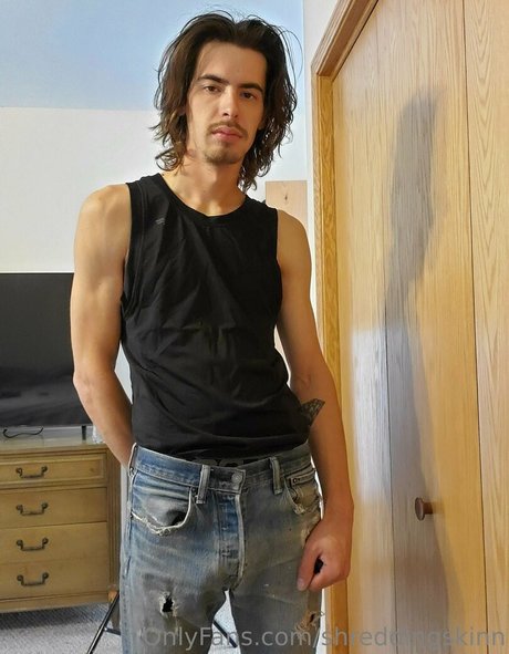 Naken lekkede OnlyFans-bilde av Shreddingskinn