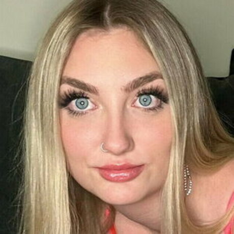 Alasti lekkinud OnlyFans-i pilt Meepymoop