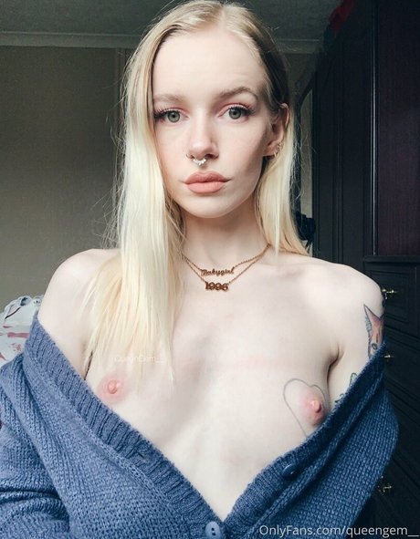 Queengem naked leaks OnlyFans pic