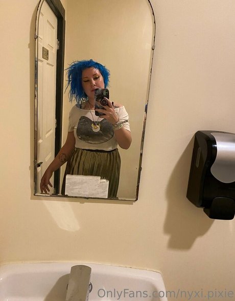 Nyxipixie naked leaks OnlyFans pic