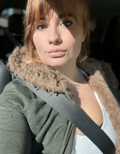 Naken lekkede OnlyFans-bilde av Lillybehave