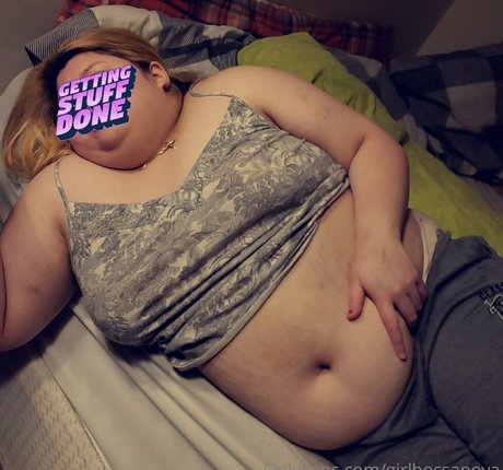 Nacktes geleaktes OnlyFans-Foto von Girlbossanova