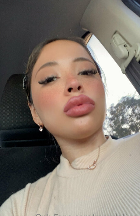 Alasti lekkinud OnlyFans-i pilt Merylatina