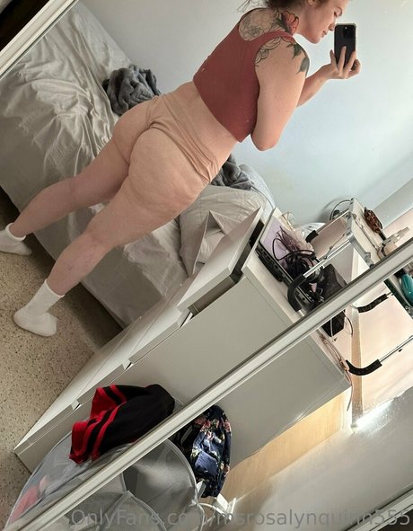 Nahá fotka uniklých OnlyFans od Msrosalynquinn555