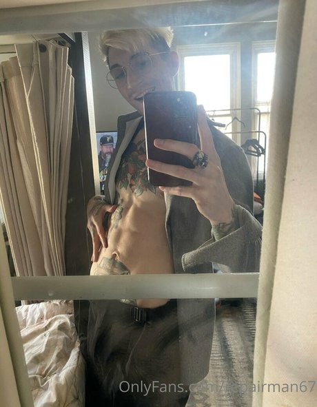 Naken läckt OnlyFans-bild av Repairman67