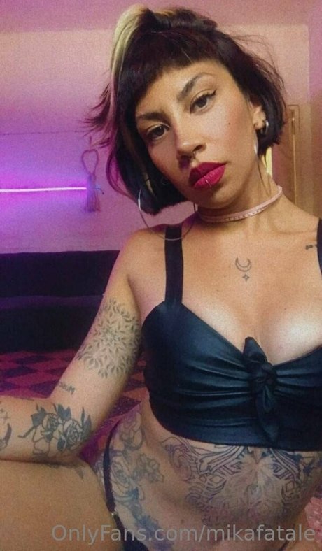 Nacktes geleaktes OnlyFans-Foto von Mikafatale