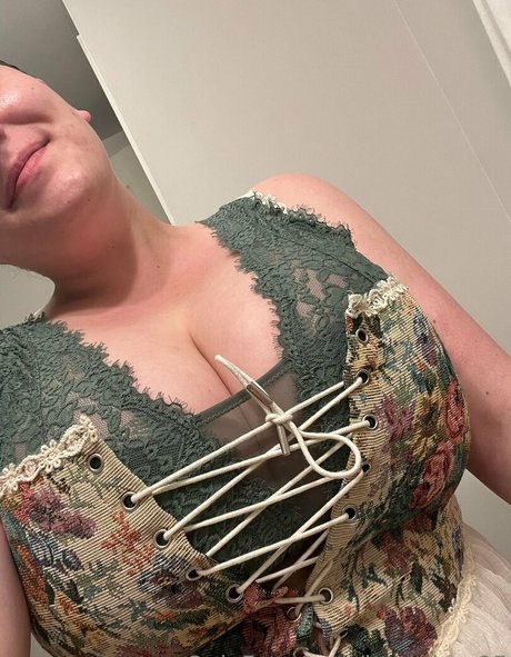 OnlyFans-model Bustybae95