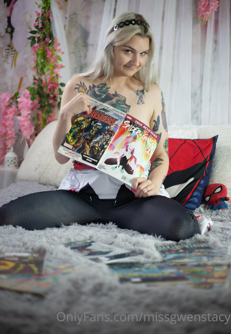 Alasti lekkinud OnlyFans-i pilt Missgwenstacy