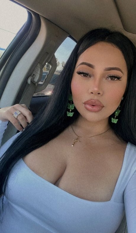 Alasti lekkinud OnlyFans-i pilt Marelaine21